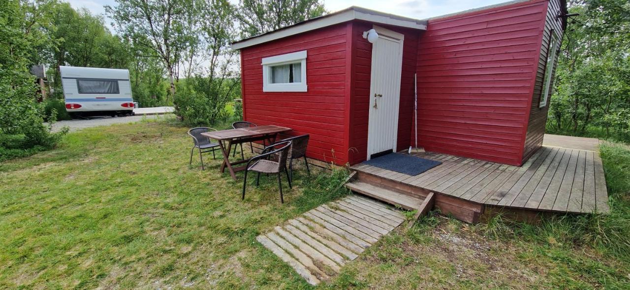 Bungalaven Lodge As Børselv エクステリア 写真