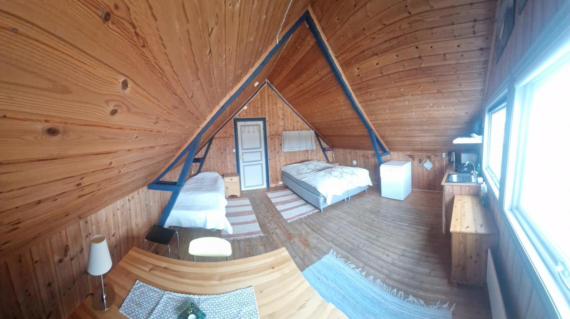 Bungalaven Lodge As Børselv エクステリア 写真