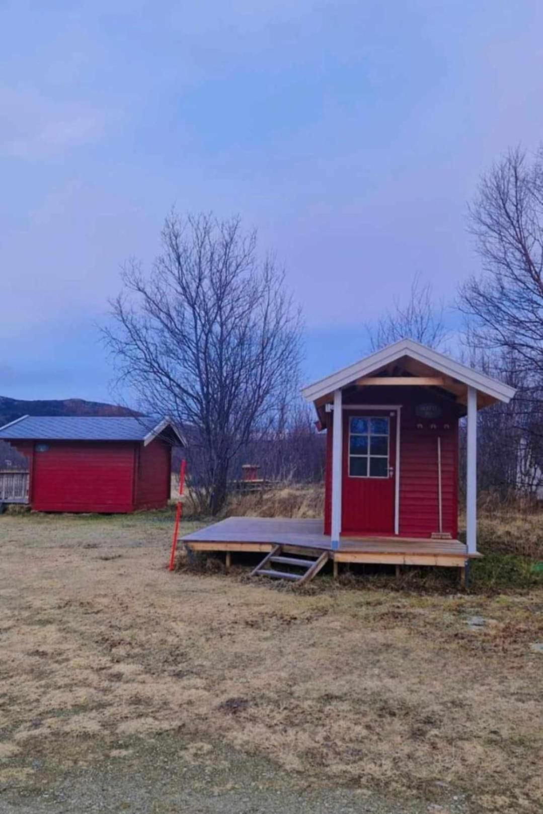 Bungalaven Lodge As Børselv エクステリア 写真