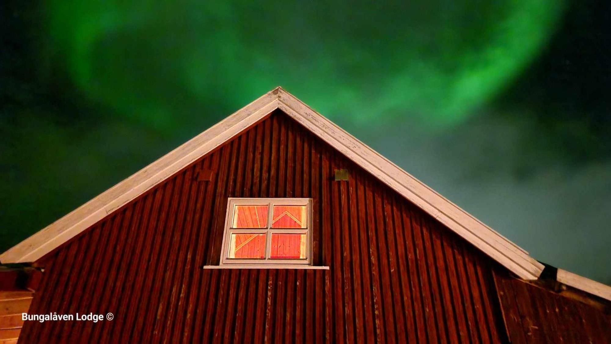 Bungalaven Lodge As Børselv エクステリア 写真