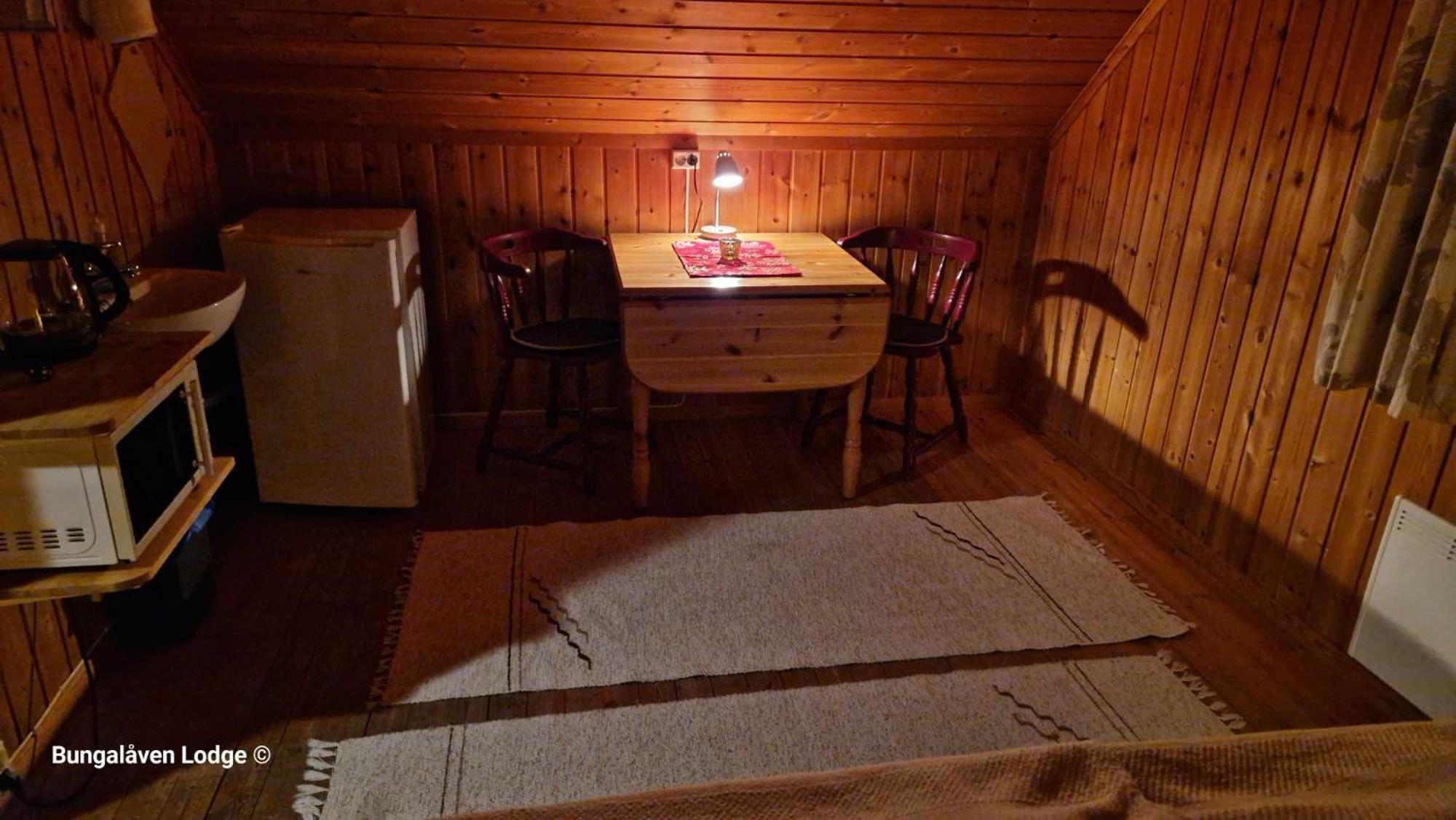 Bungalaven Lodge As Børselv エクステリア 写真